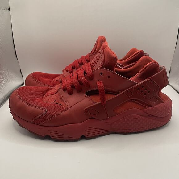 Men’s 9 Nike Air Huarache Run Triple Varsity Red Athletic Sneakers 318429-660 - Picture 2 of 8